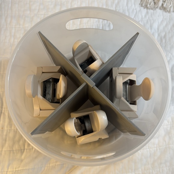 NWOT MadeSmart divided bath tote - Picture 10 of 10